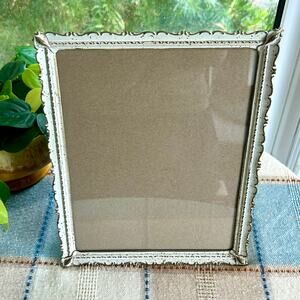 Vintage Ornate White Brass Picture Frame with Scalloped Border Detail 8x10